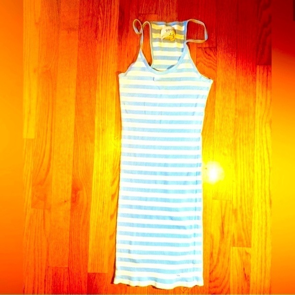 Abercrombie & Fitch Vintage Striped Racerback tank top 🥰 - Picture 8 of 9